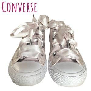Converse in pink patent